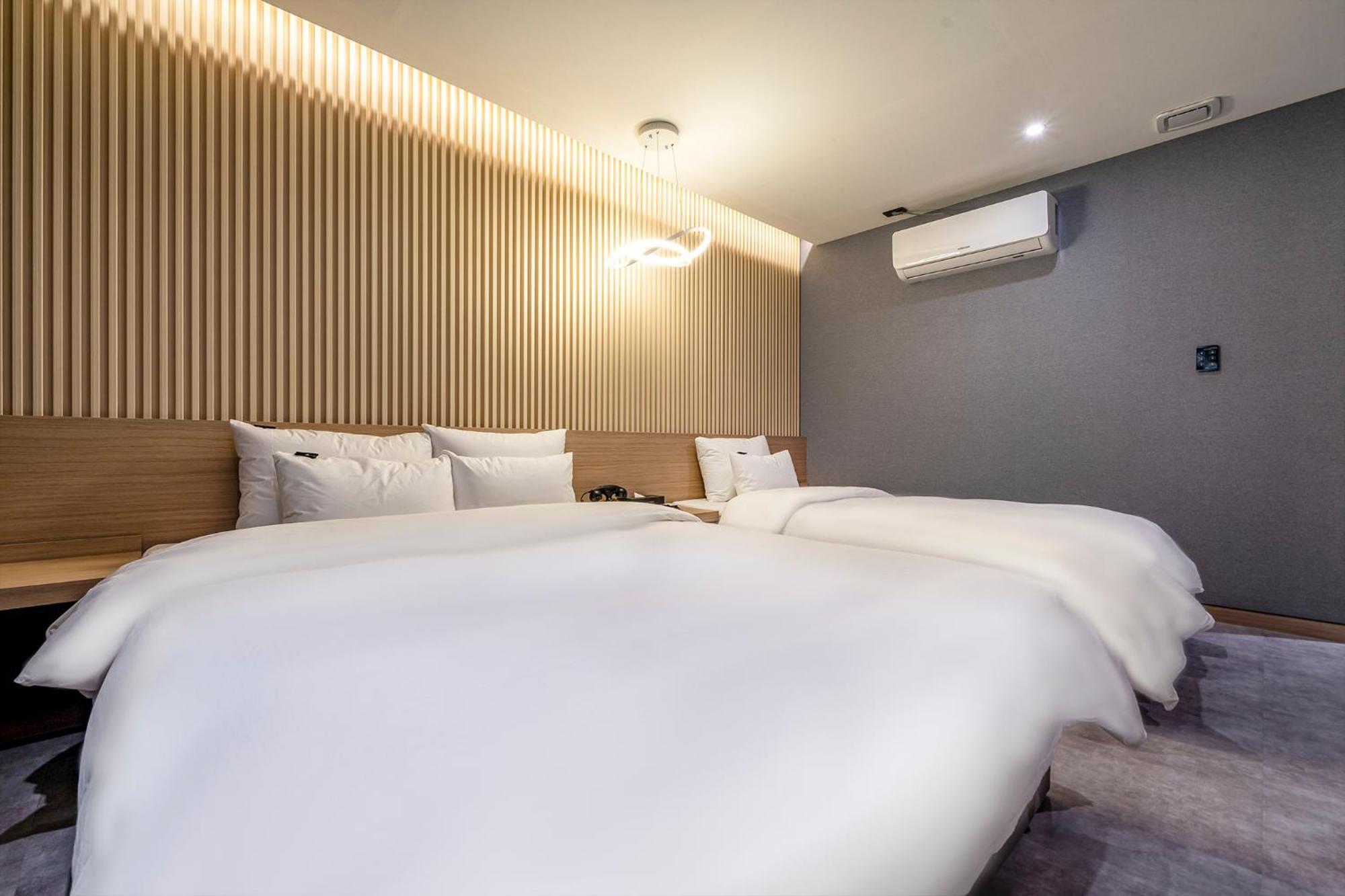 Urban Brown Hotel Chungju City Hall Eksteriør billede