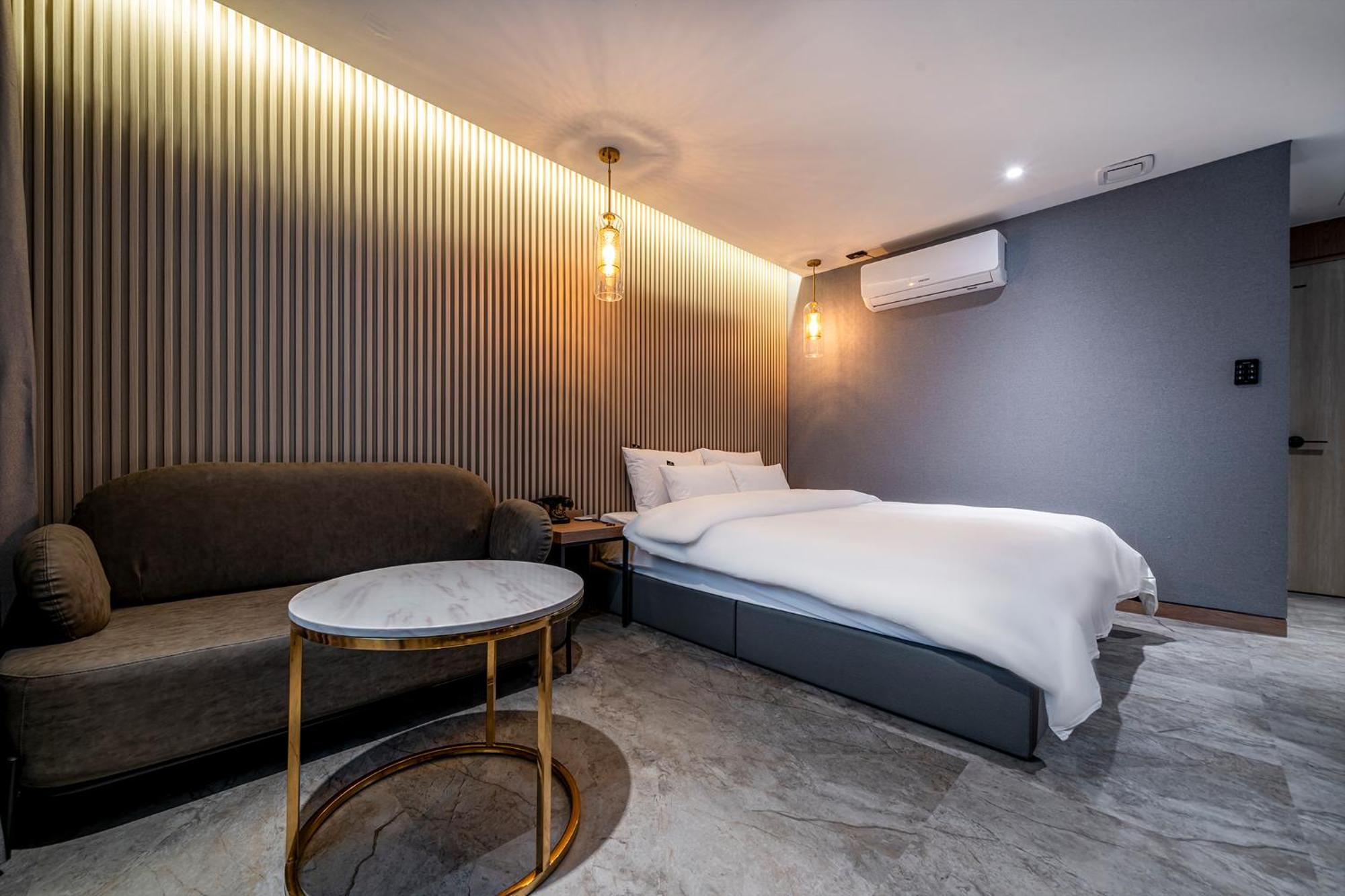 Urban Brown Hotel Chungju City Hall Eksteriør billede