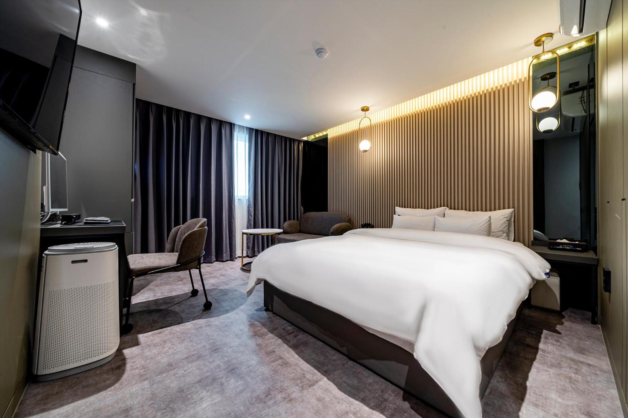 Urban Brown Hotel Chungju City Hall Eksteriør billede
