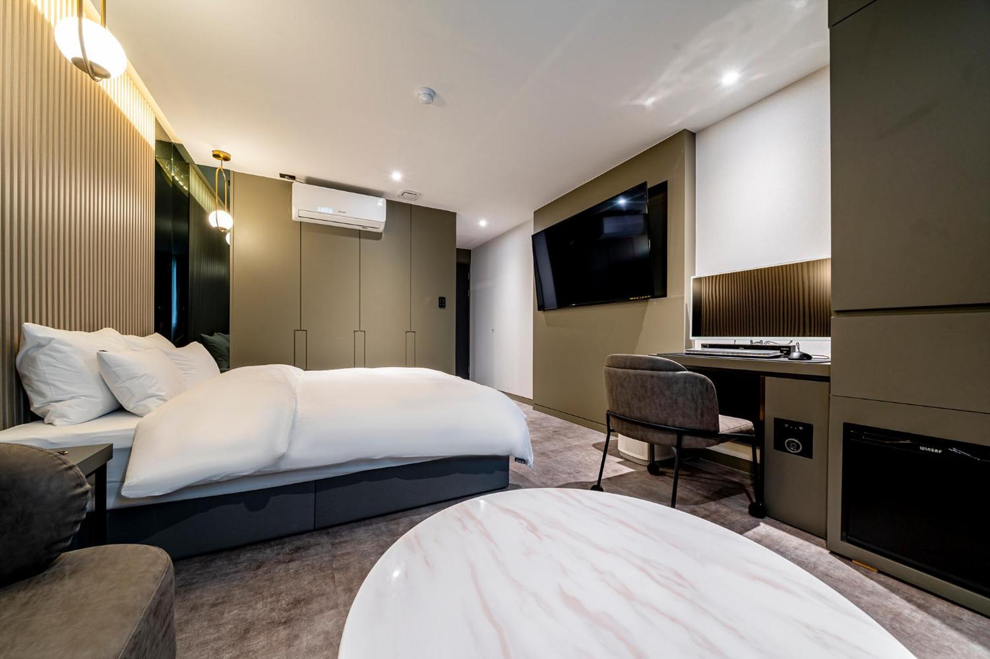 Urban Brown Hotel Chungju City Hall Eksteriør billede